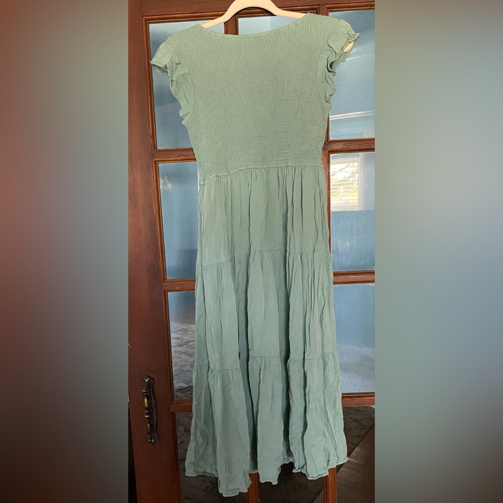 Light Sage Green Maxi Dress with Ruffle Sleeves